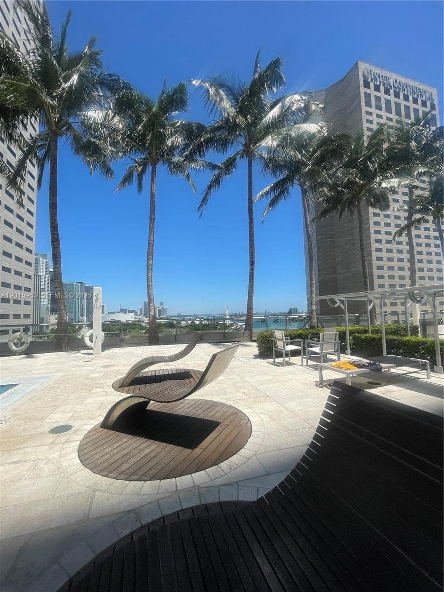 335 S Biscayne Blvd 3603 photo 21
