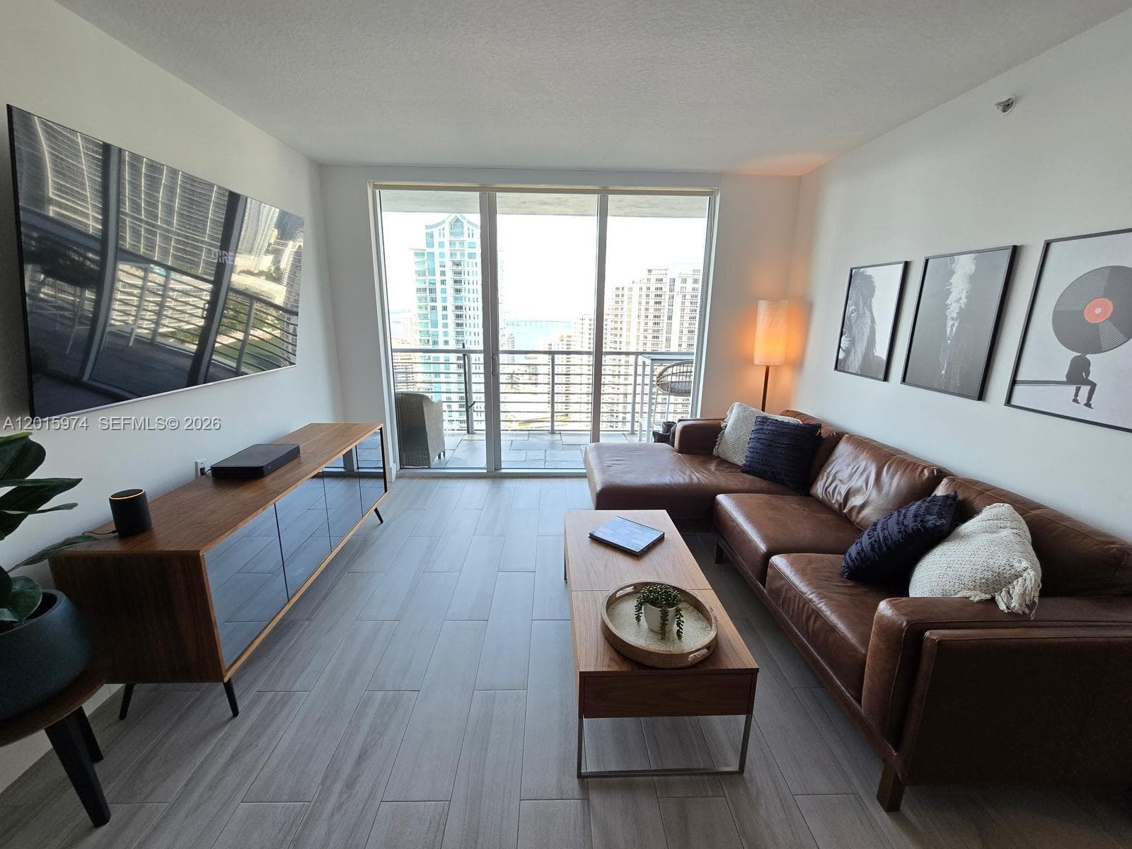 325 S Biscayne Blvd 3719 photo 22