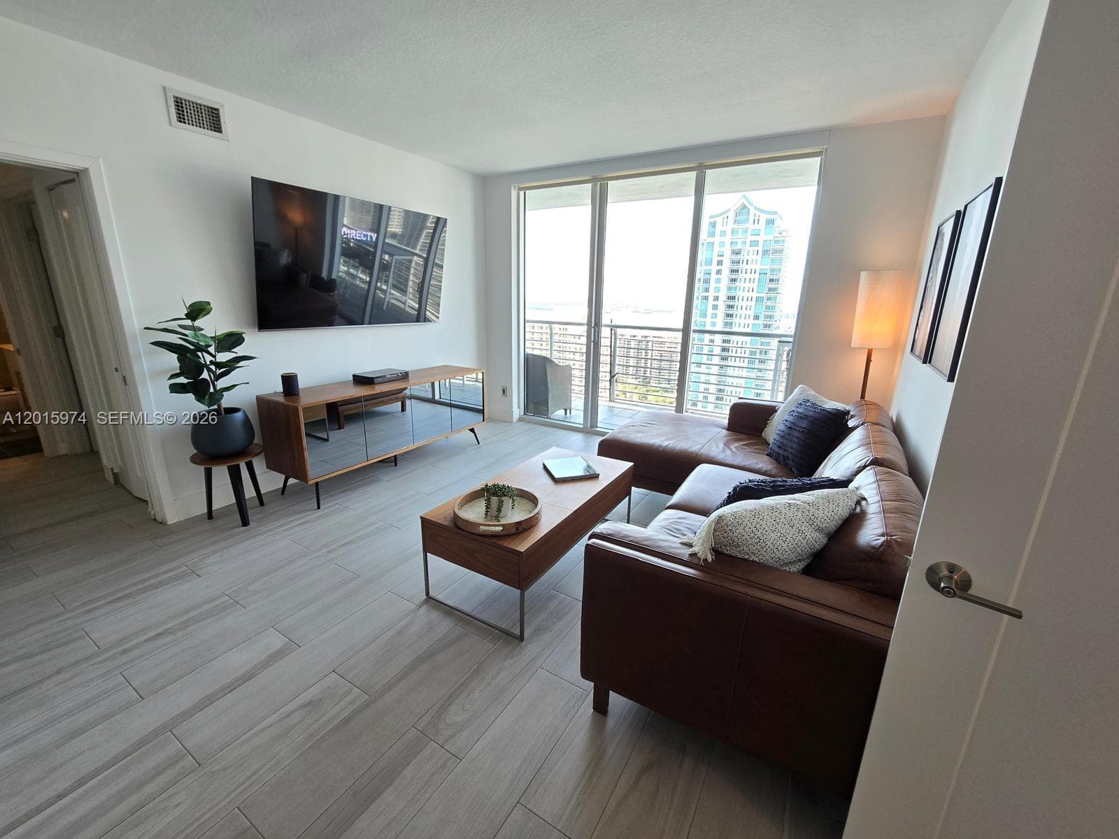 325 S Biscayne Blvd 3719 photo 20