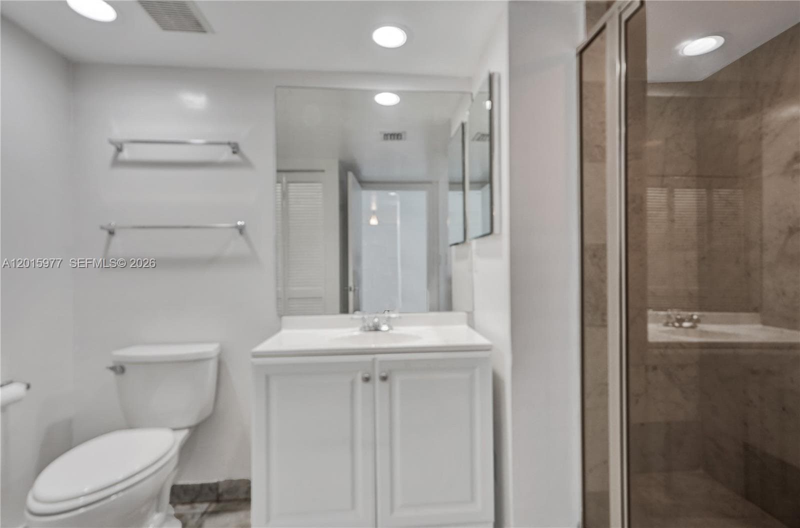 16425 Collins Ave 2715 photo 6