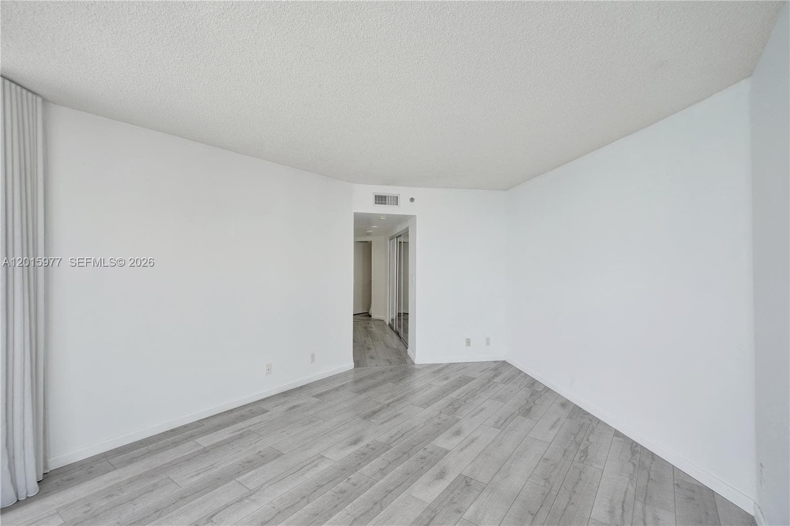 16425 Collins Ave 2715 photo 13