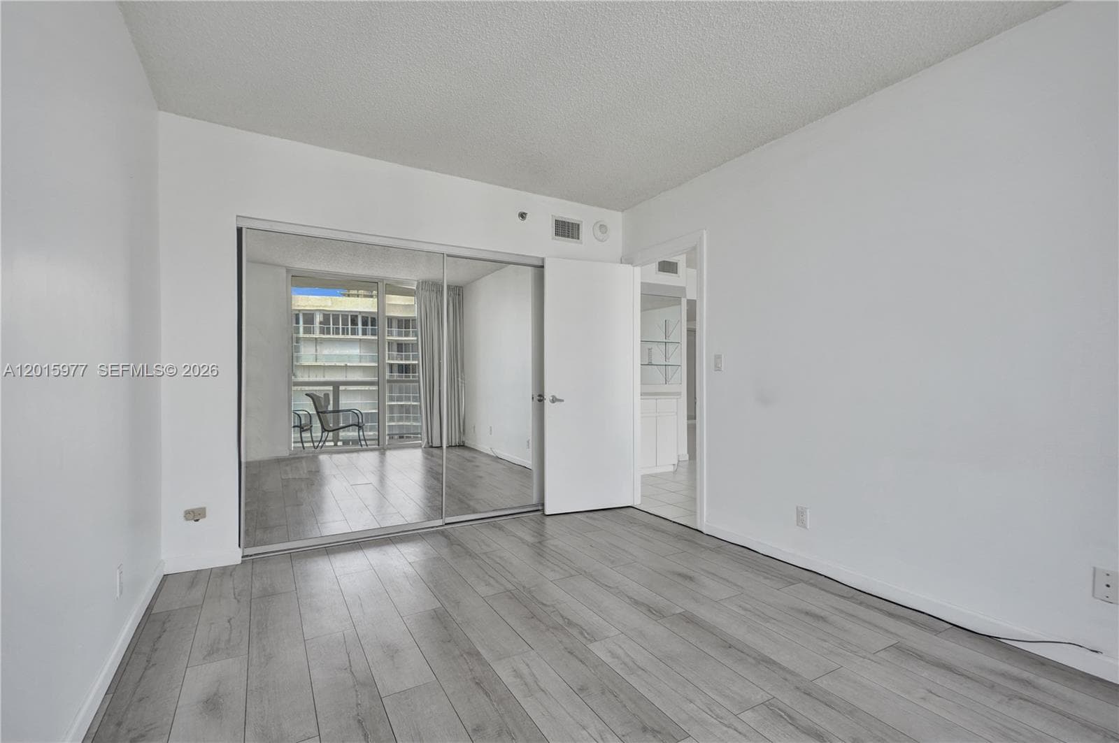 16425 Collins Ave 2715 photo 7