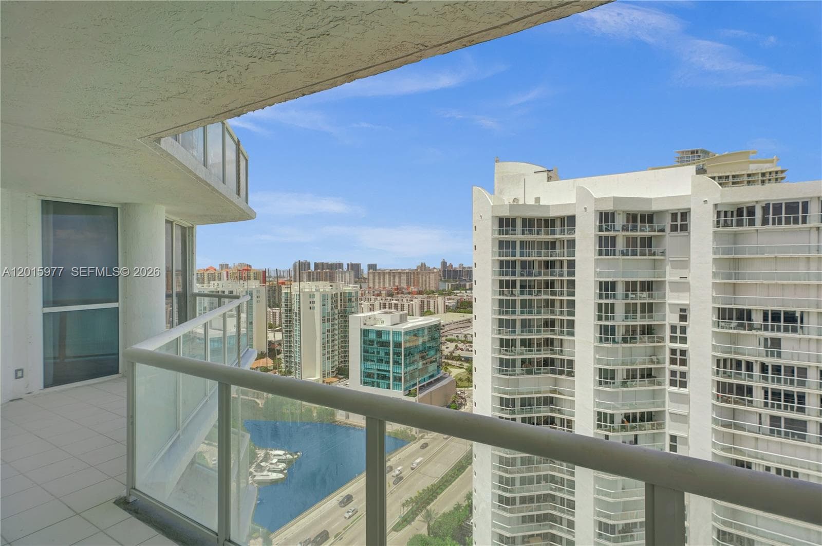 16425 Collins Ave 2715 photo 3