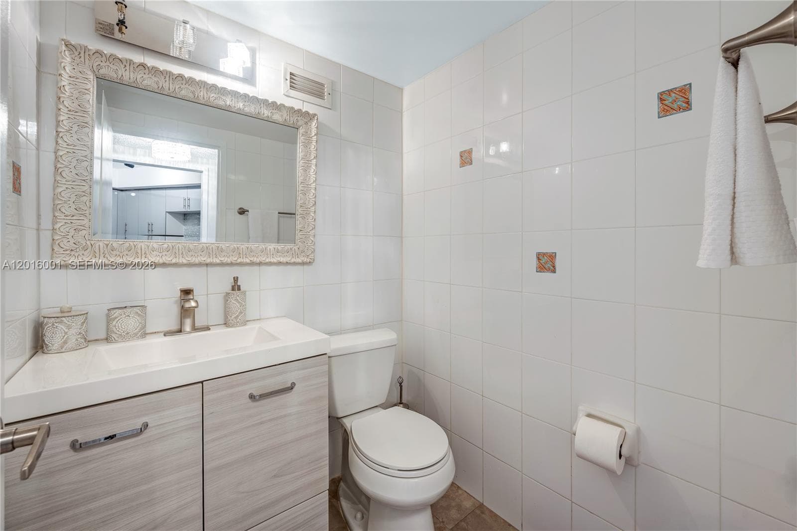 3725 Ocean Dr 1015 photo 17