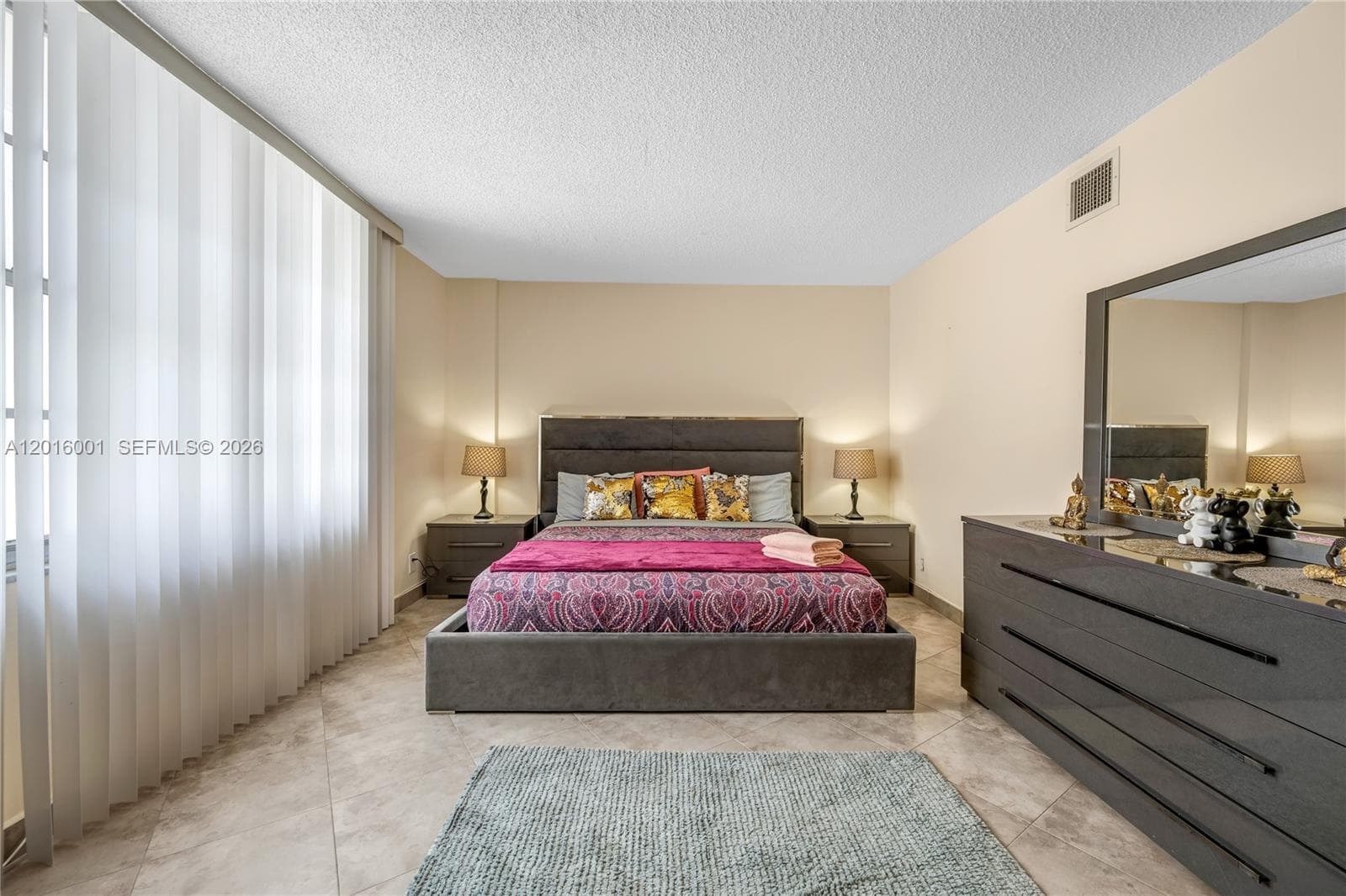 3725 Ocean Dr 1015 photo 16
