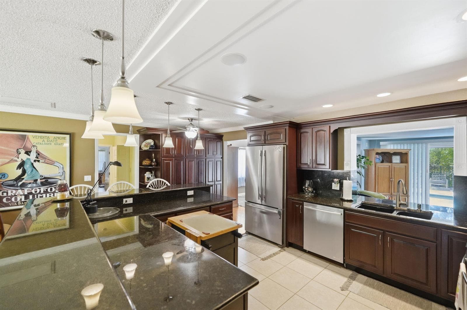108 Carlisle Lane photo 19
