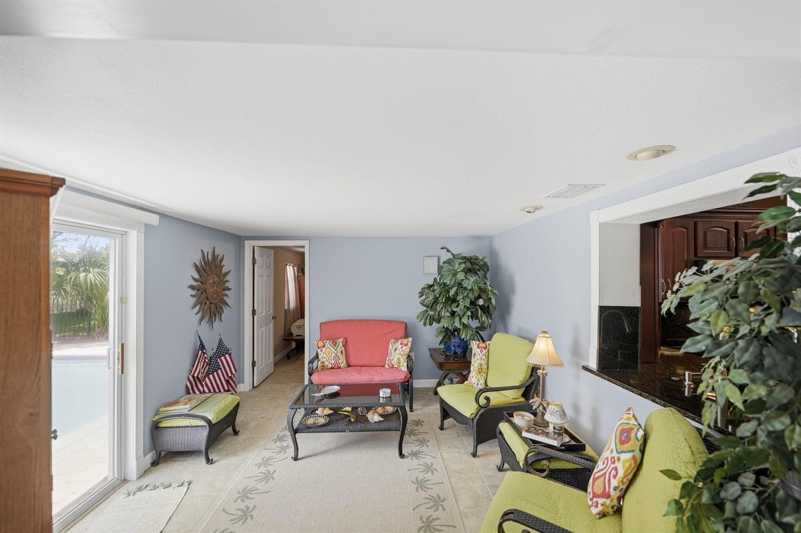 108 Carlisle Lane photo 25