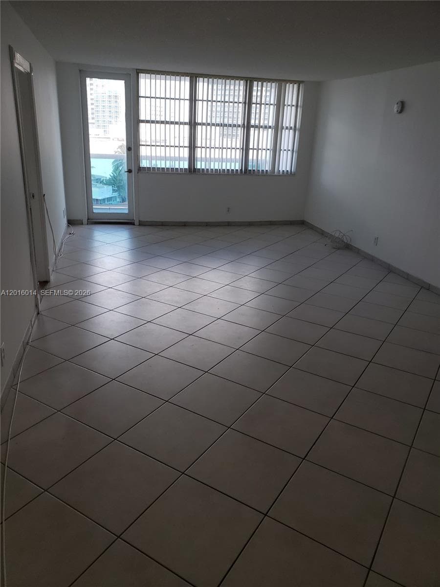 6770 Indian Creek Dr 7P photo 7