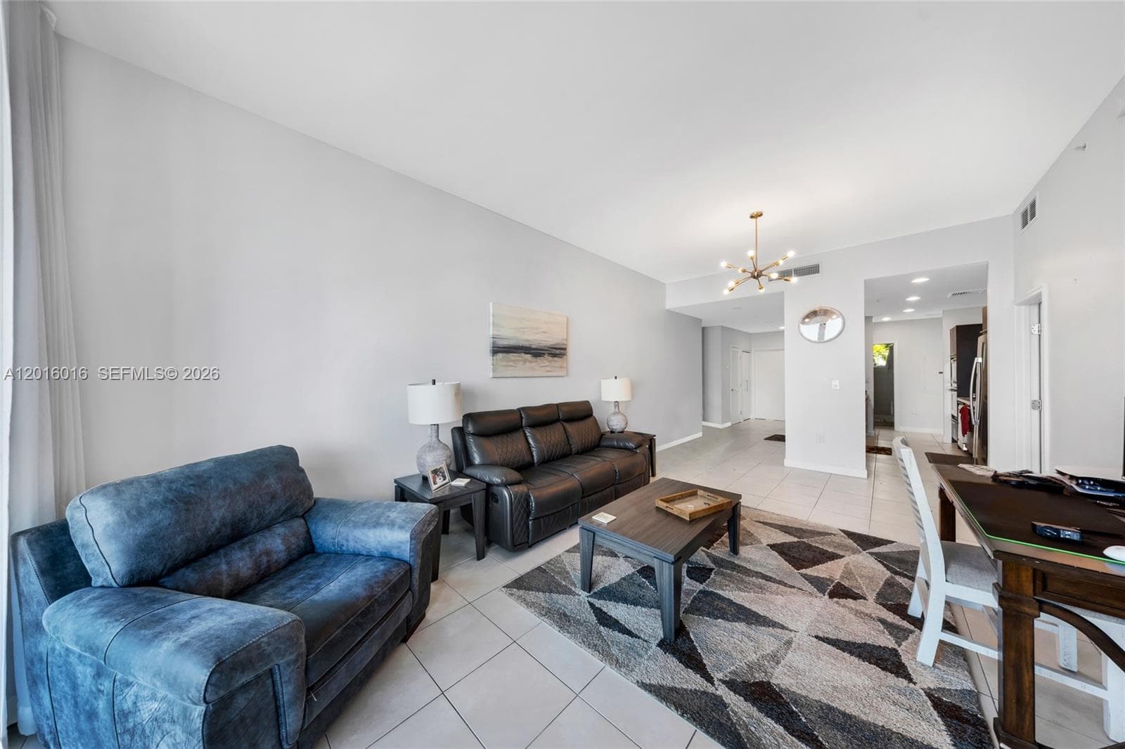 7928 East Dr 305 photo 4