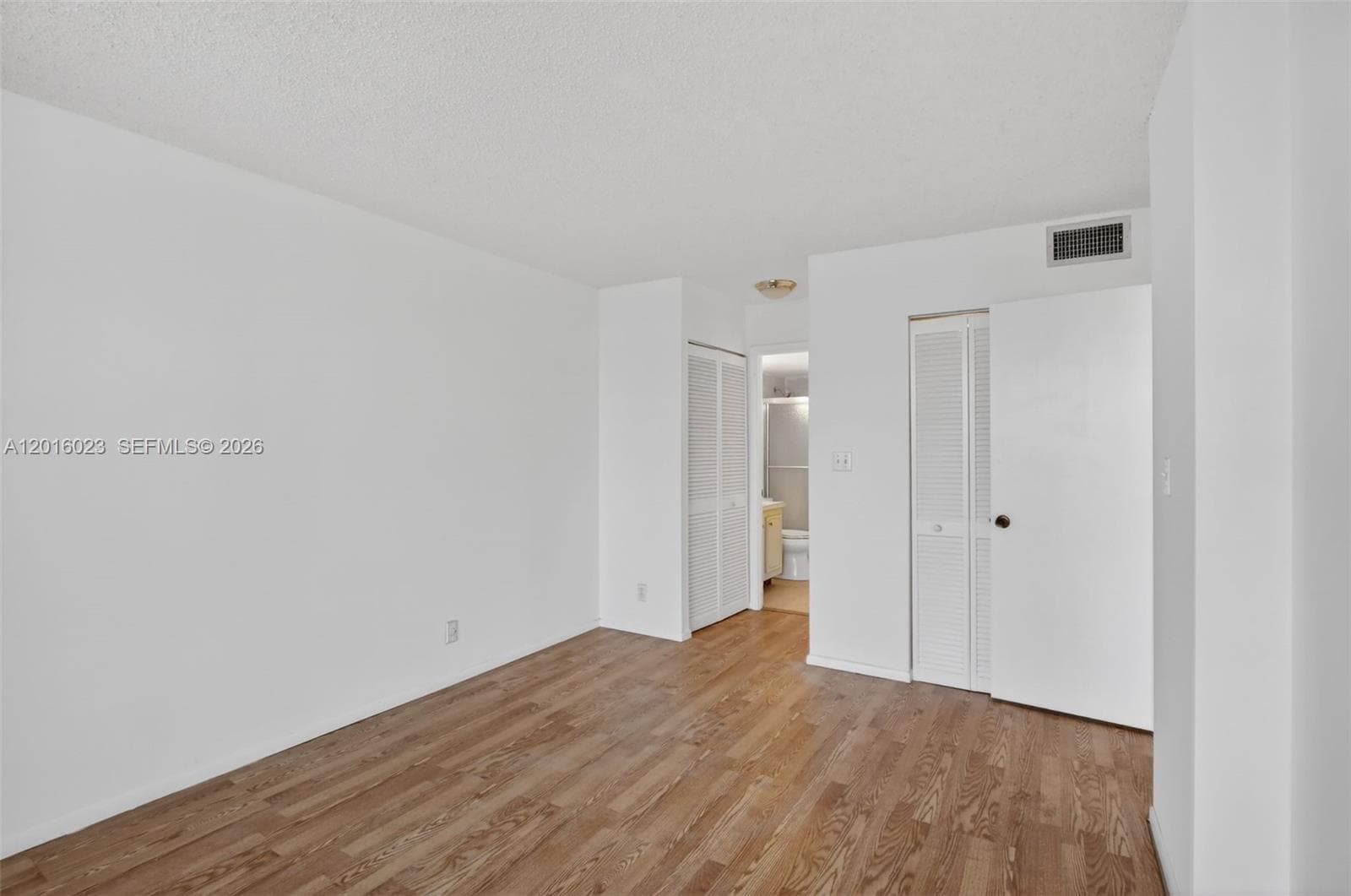 2761 Taft St 212 photo 19