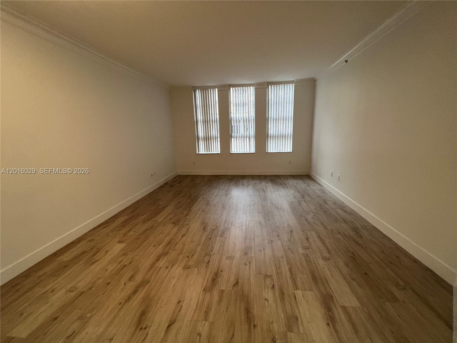 3001 185th St 122 photo 2