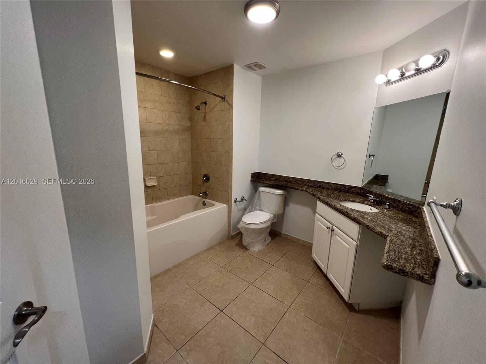 3001 185th St 122 photo 4