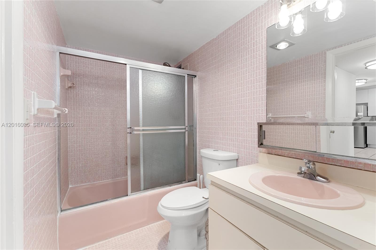 345 Ocean Dr 424 photo 13