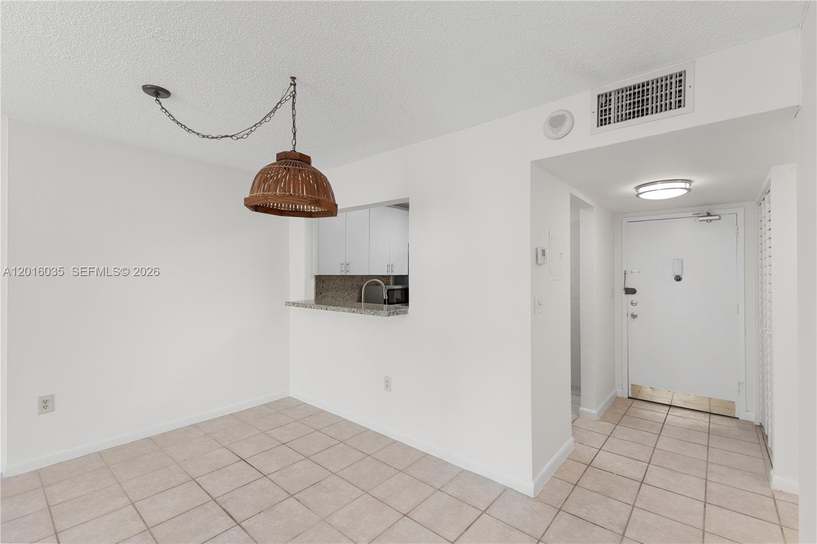 345 Ocean Dr 424 photo 9
