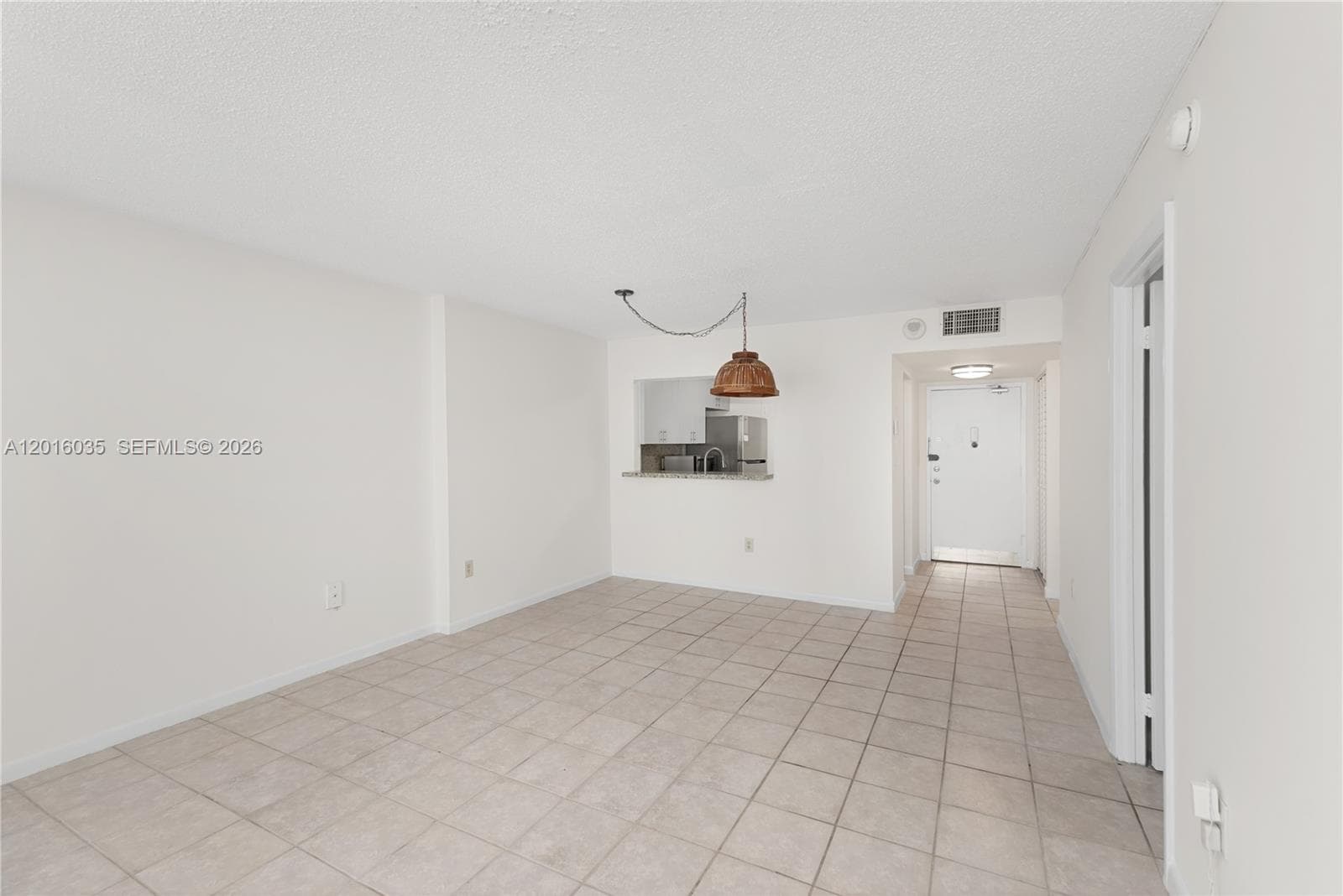 345 Ocean Dr 424 photo 8