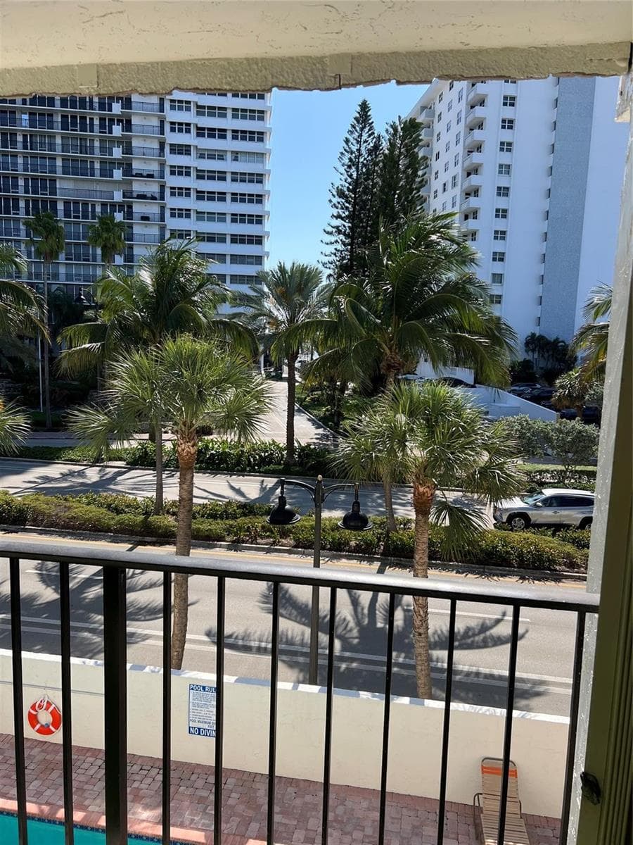 4143 N Ocean Boulevard 308 photo 2