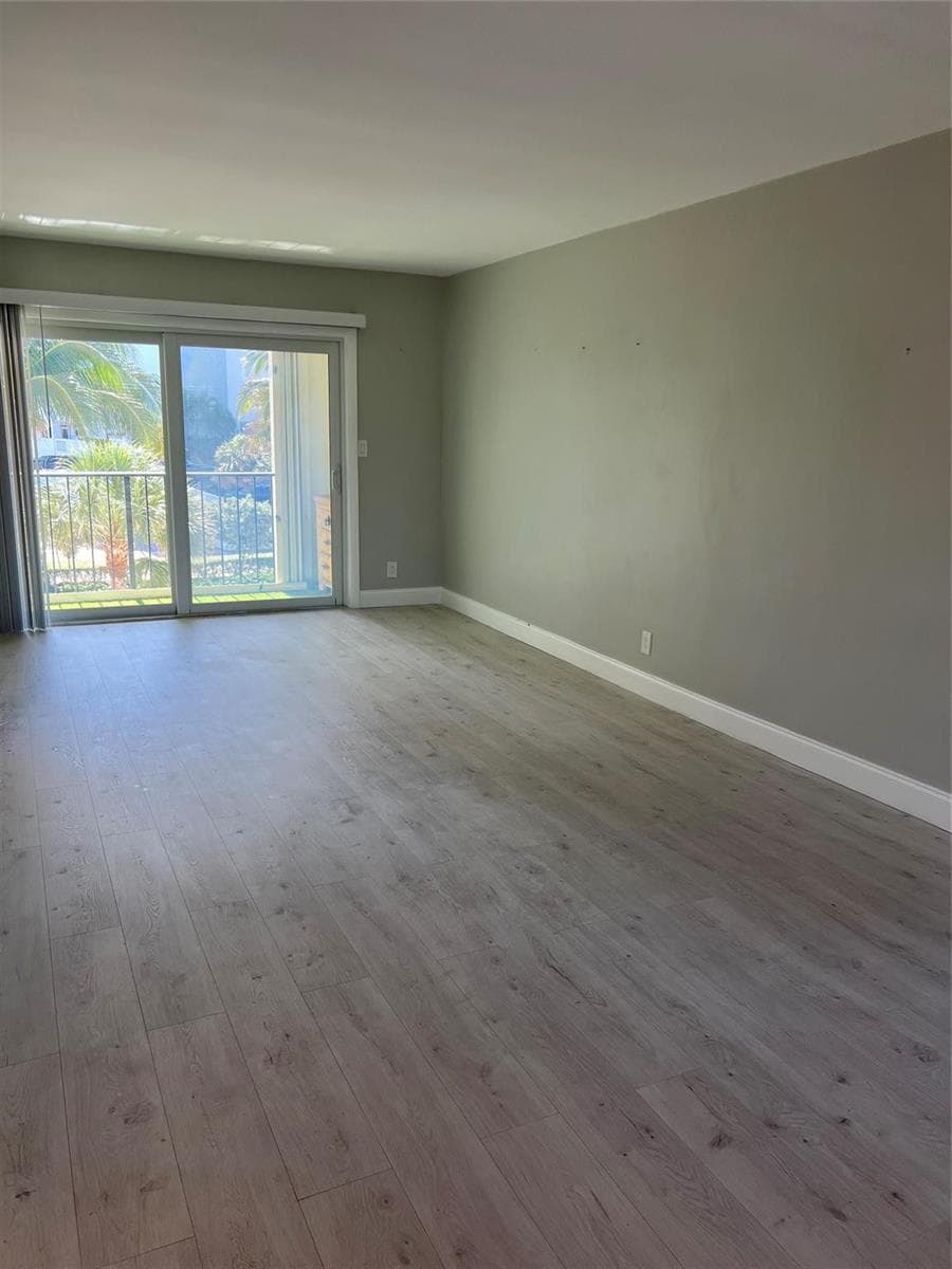 4143 N Ocean Boulevard 308 photo 12