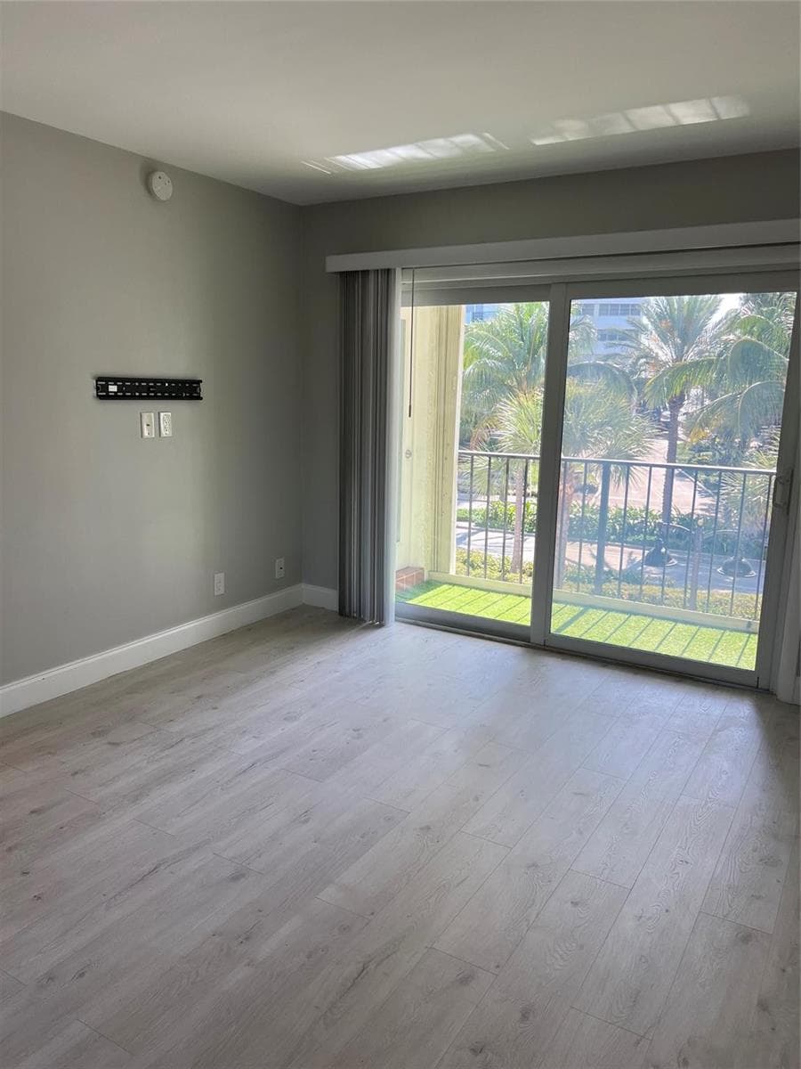 4143 N Ocean Boulevard 308 photo 9