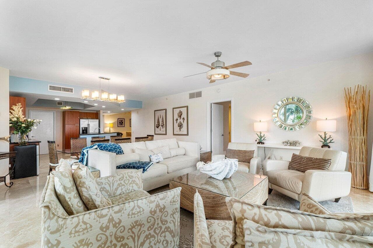 2650 Lake Shore Drive 206 photo 5