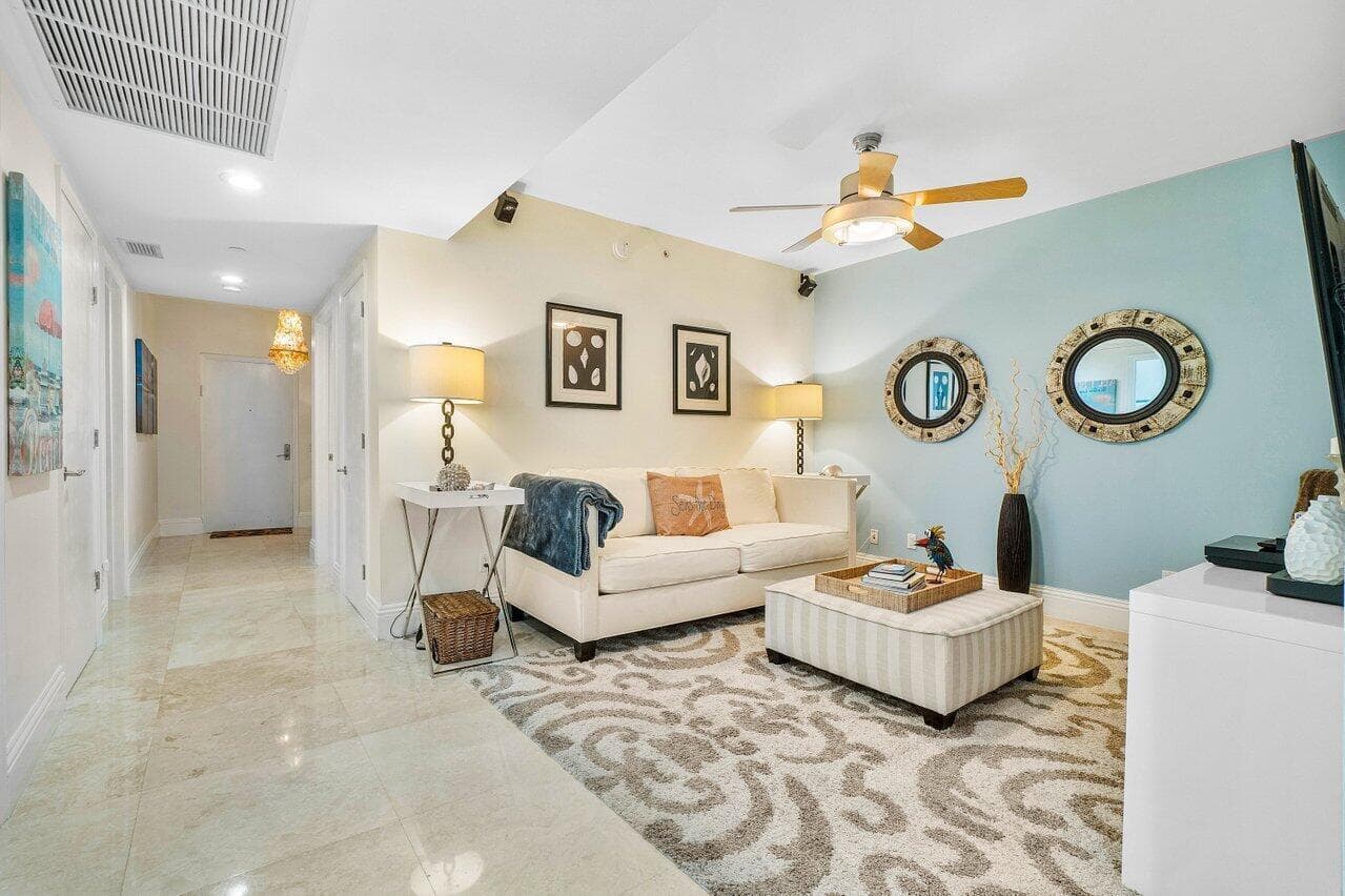 2650 Lake Shore Drive 206 photo 10