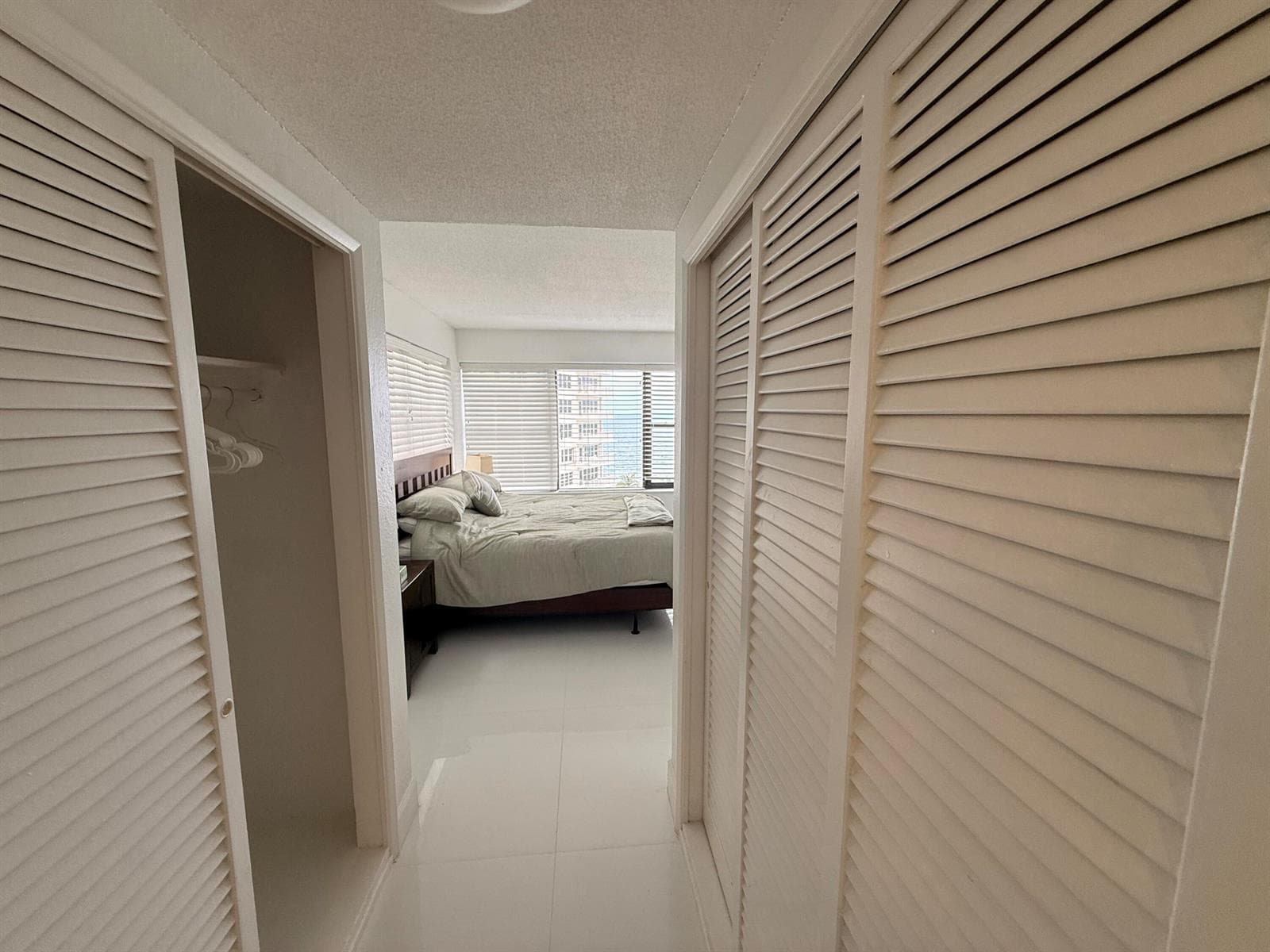 3800 Galt Ocean Drive 601 photo 12