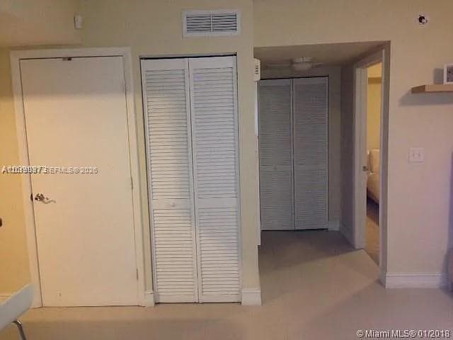 31 5th St 2305 photo 5