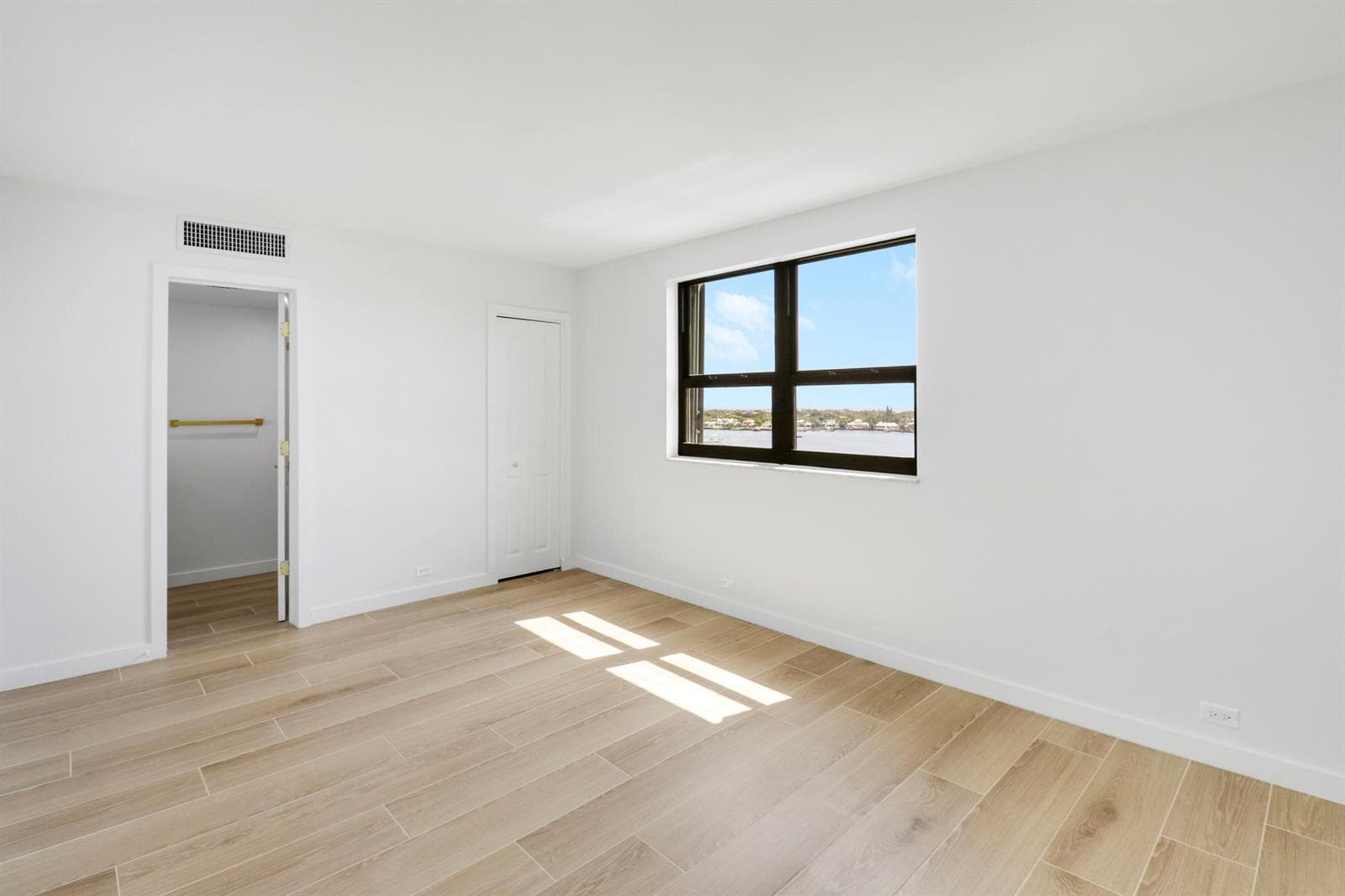 1200 Marine Way 903 photo 20