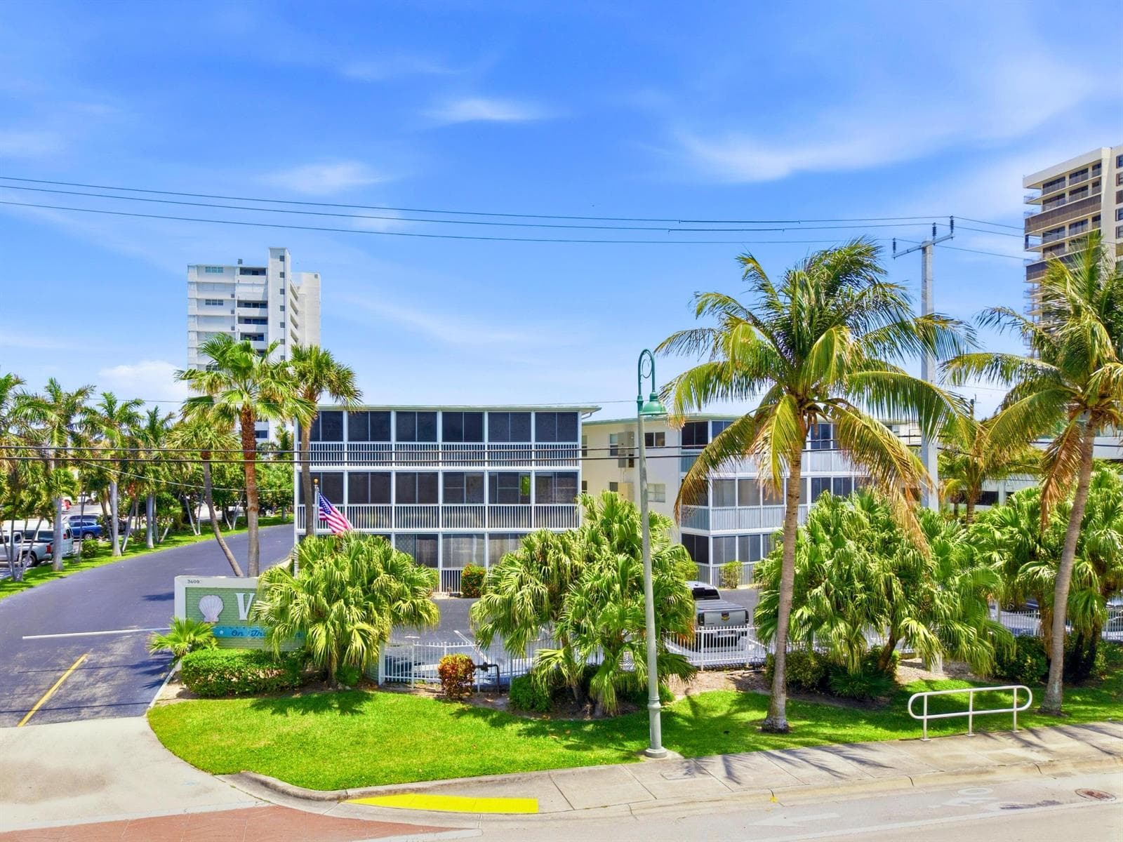 3600 N Ocean Drive 210 photo 24