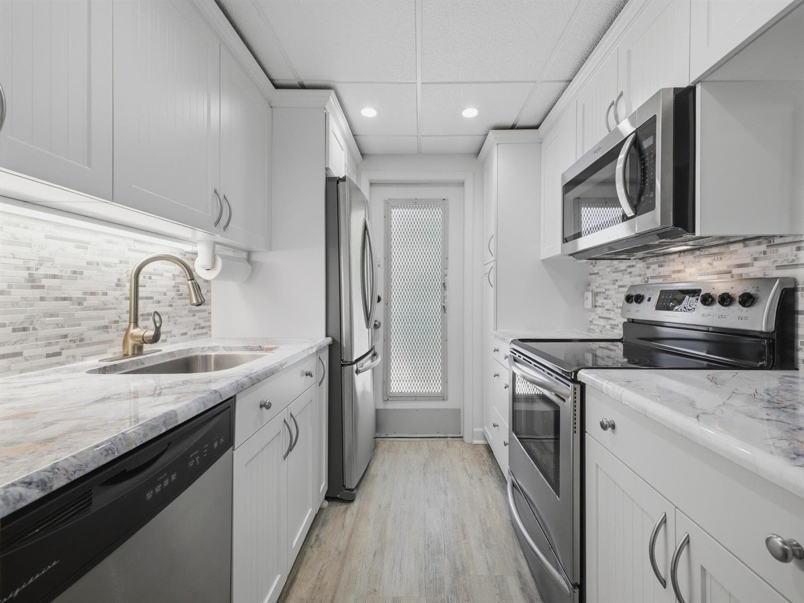 3600 N Ocean Drive 210 photo 8