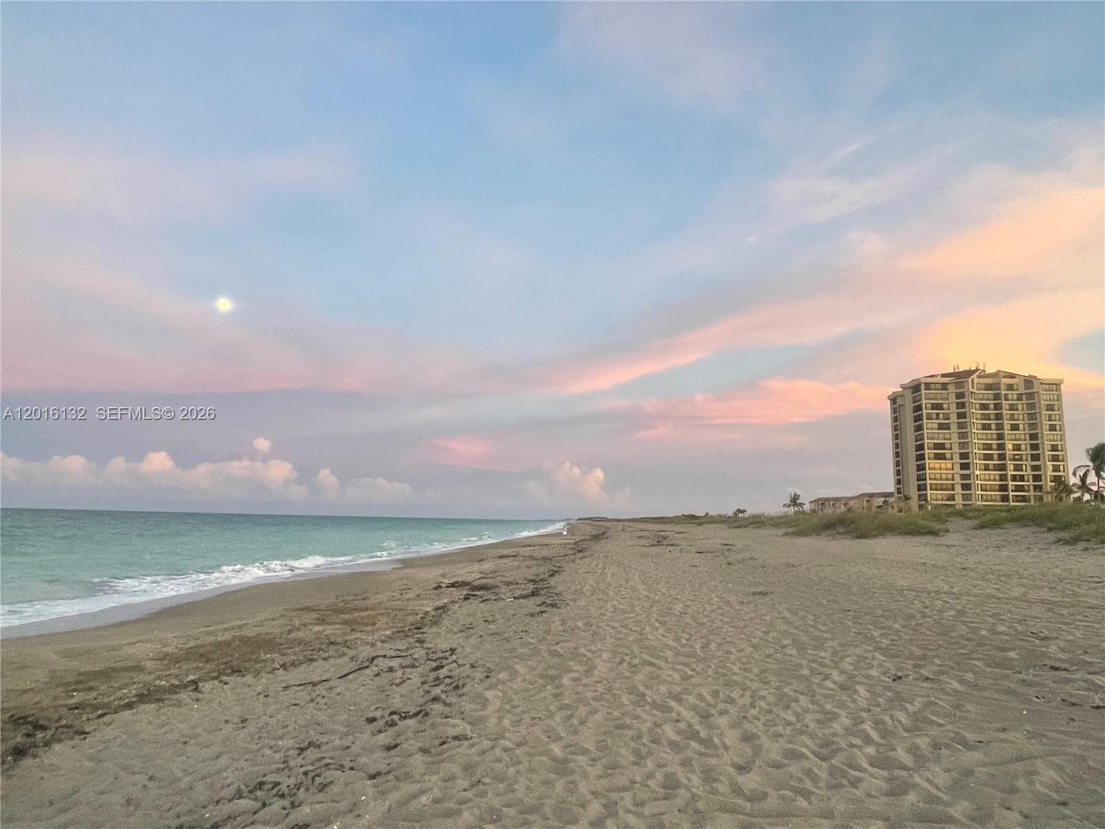 2400 S Ocean Dr V523 photo 2