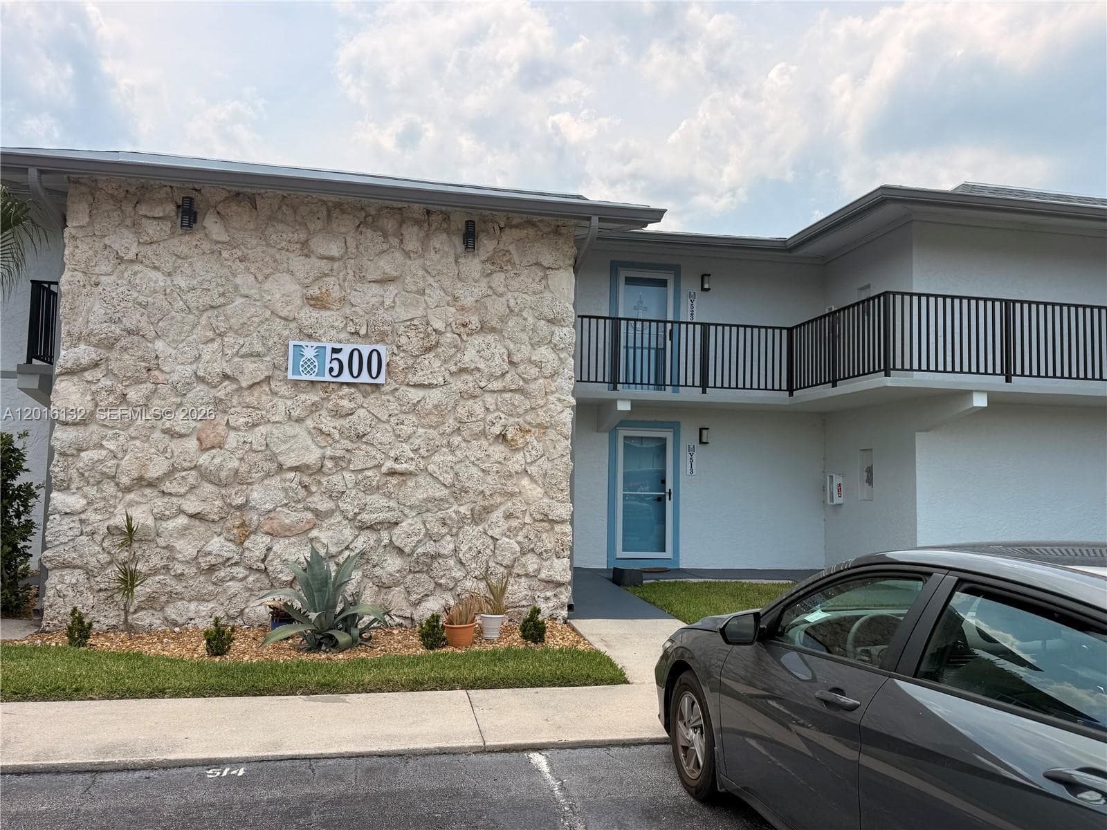 2400 S Ocean Dr V523 photo 4