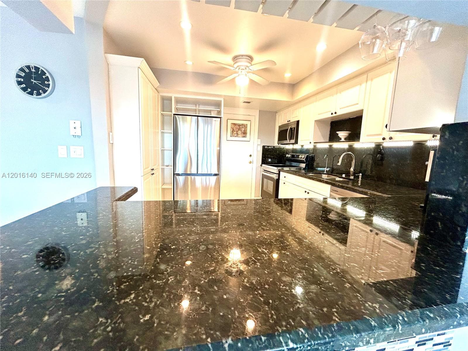 200 DIPLOMAT PARKWAY 721 photo 3