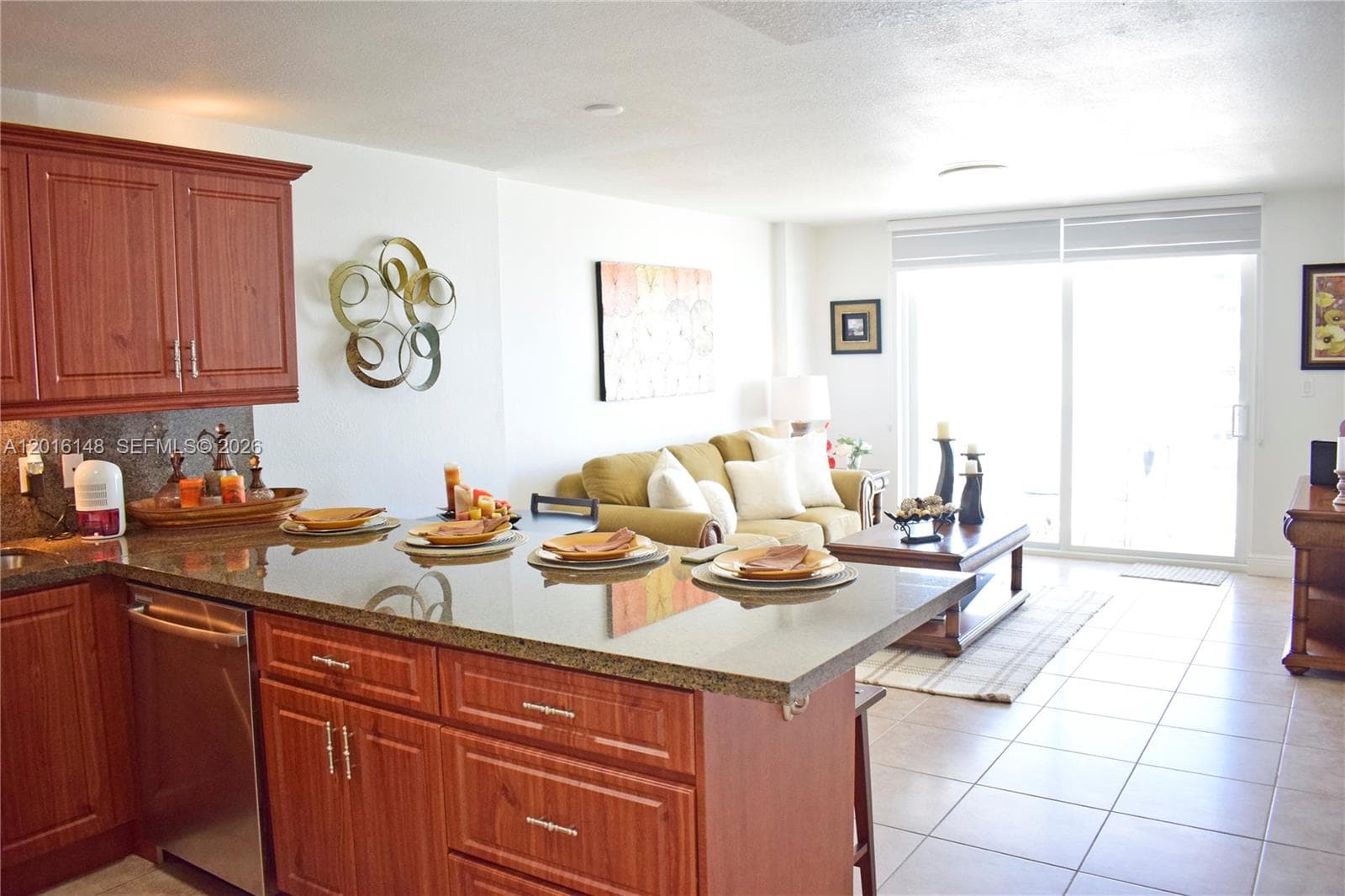 401 Ocean Dr 924 photo 3