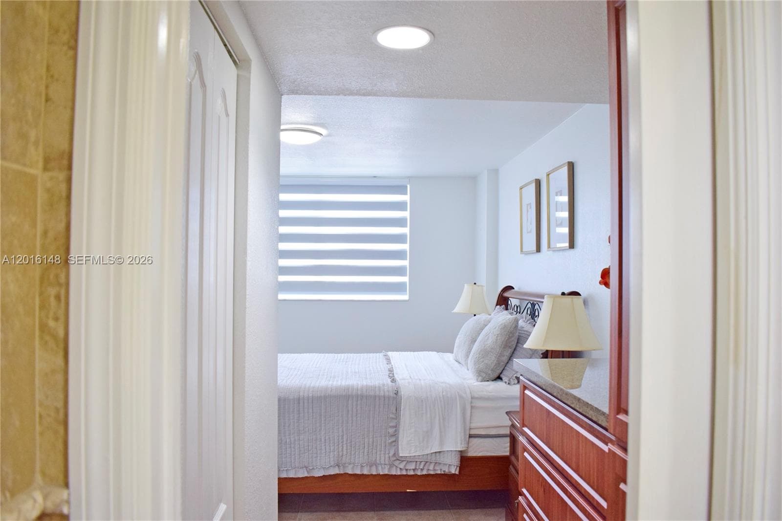 401 Ocean Dr 924 photo 15