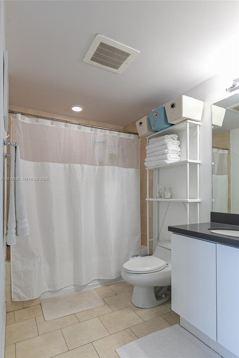 90 3rd St 1611 photo 12