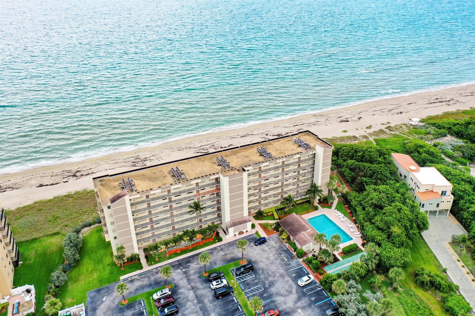 10310 S Ocean Drive 405 photo 2