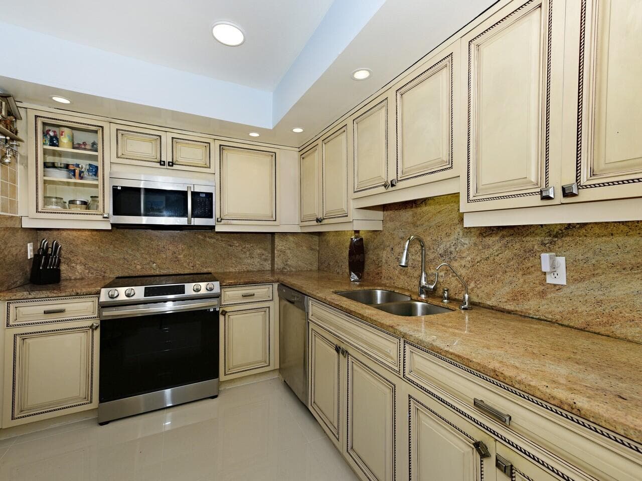 3450 S Ocean Boulevard 308 photo 5