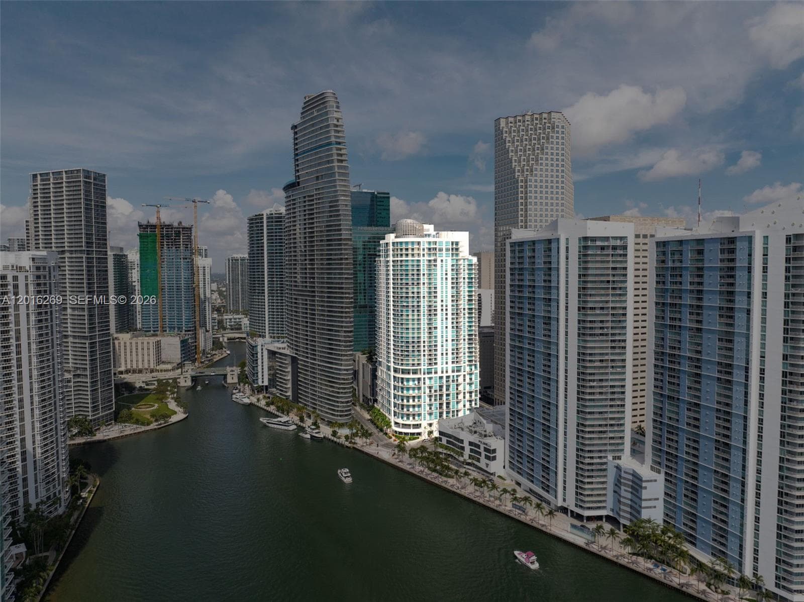 300 Biscayne Blvd L-L02 photo 2