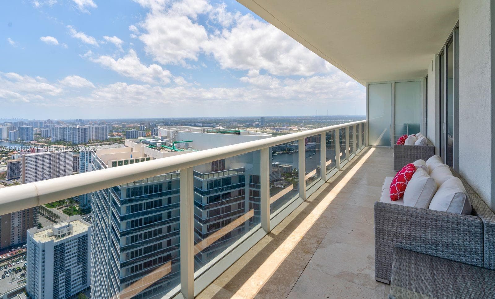 1830 Ocean Dr 4903 photo 18