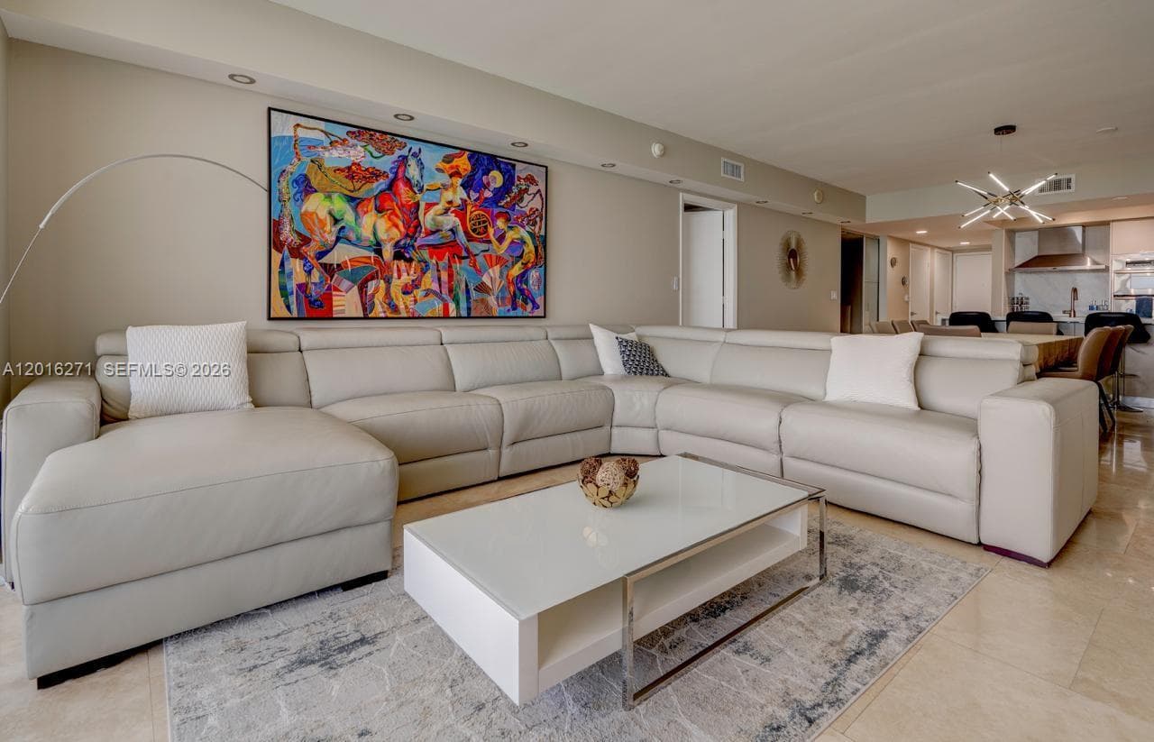 1830 Ocean Dr 4903 photo 11