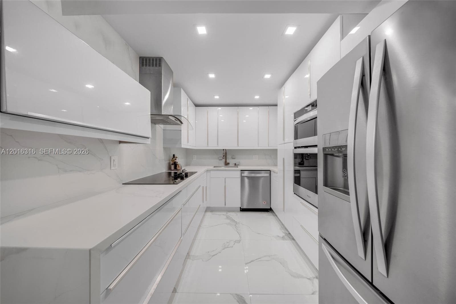 2500 Parkview Dr 2119 photo 7