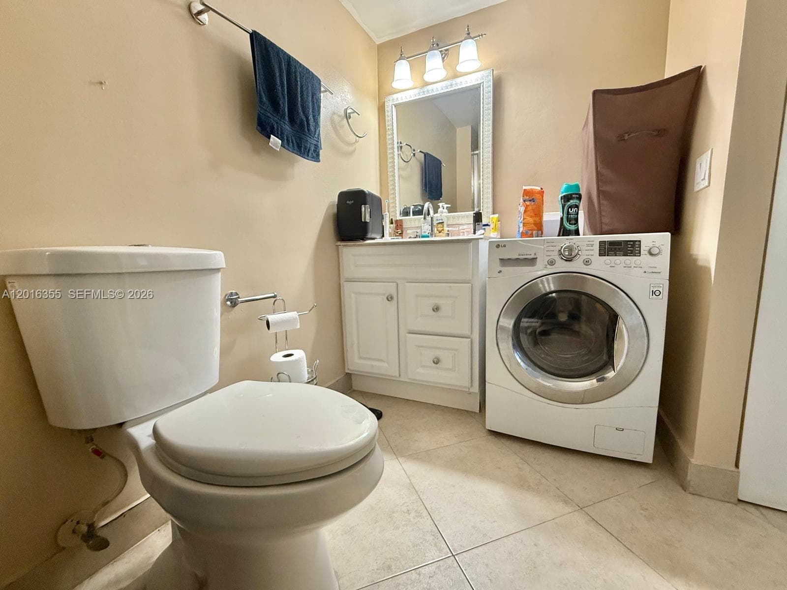 3701 Country Club Dr 502 photo 11