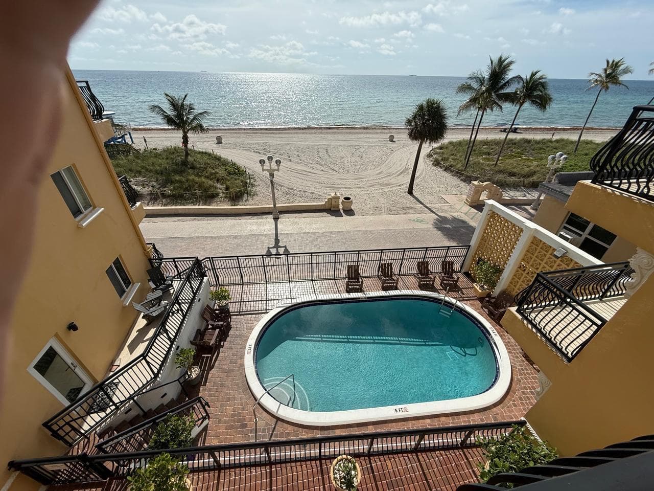 1815 N Surf Road 402 photo 6