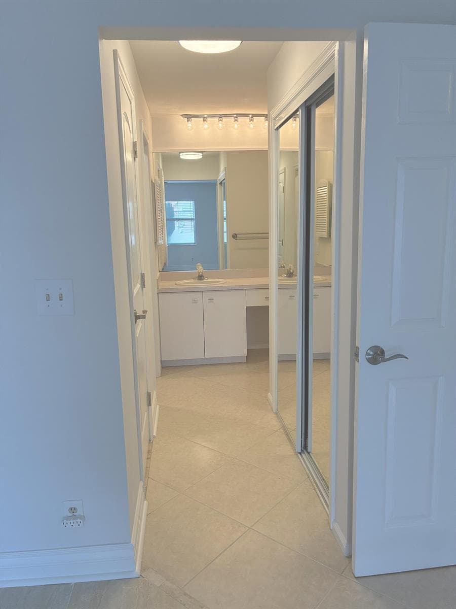 6299 Bay Club Drive 3 photo 17