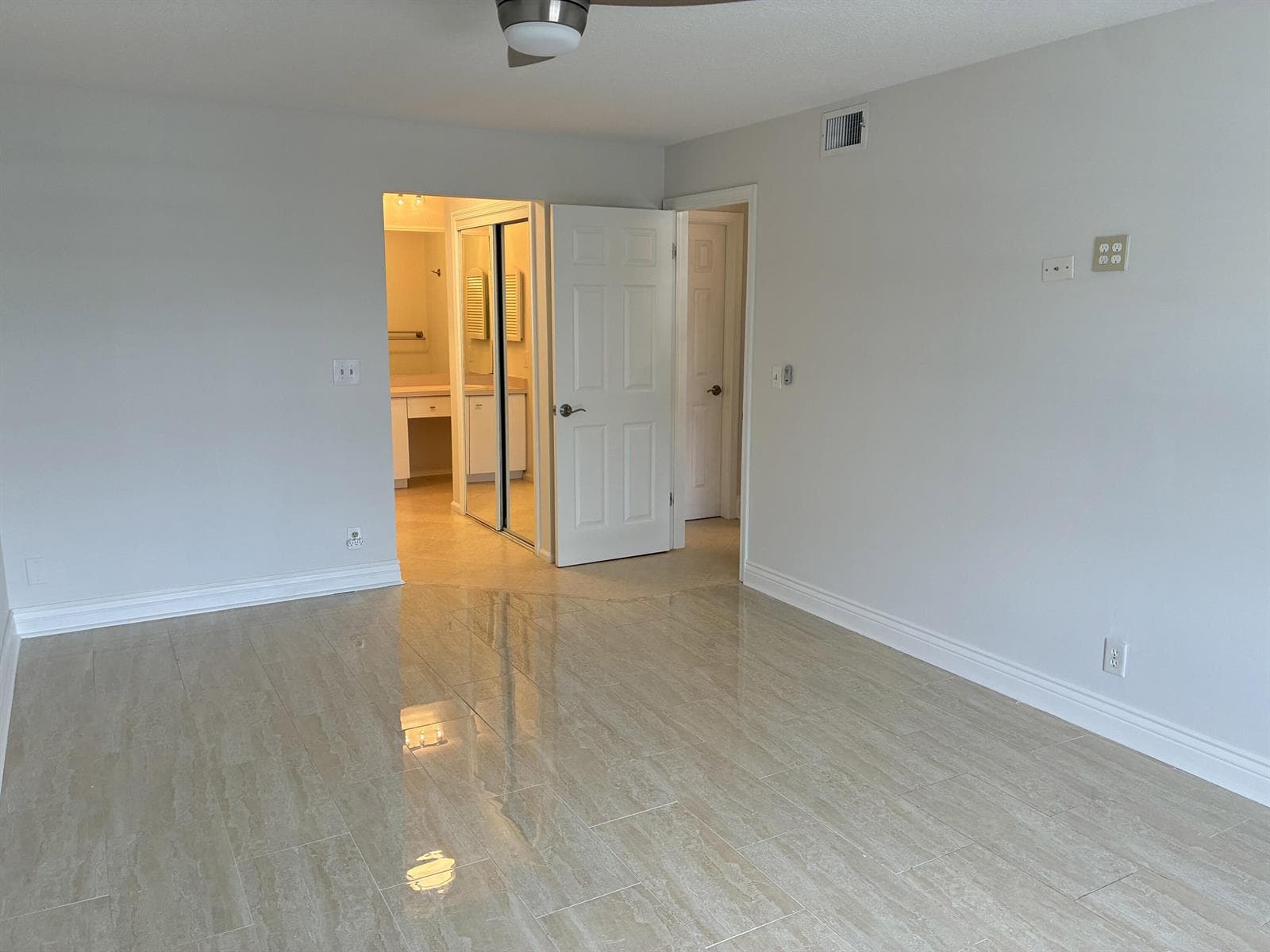 6299 Bay Club Drive 3 photo 16