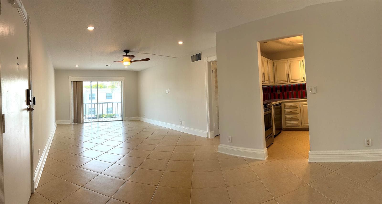6299 Bay Club Drive 3 photo 5