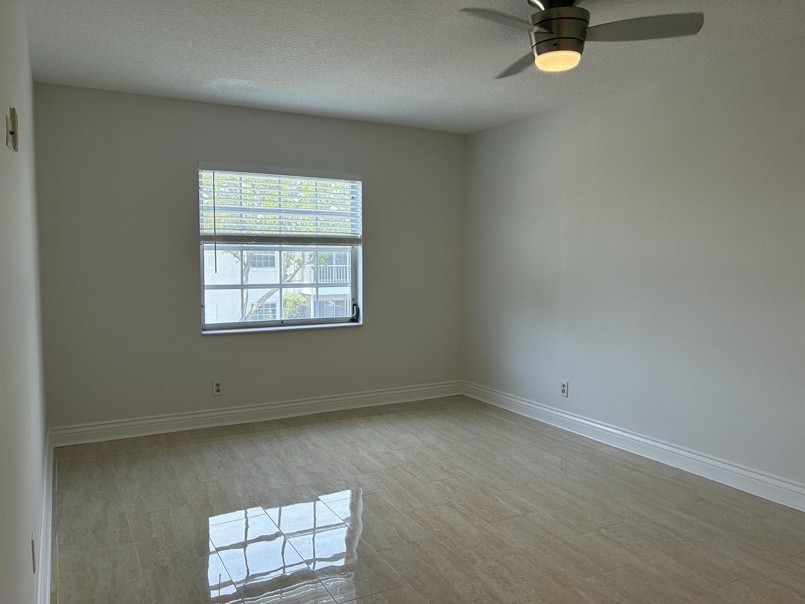 6299 Bay Club Drive 3 photo 10