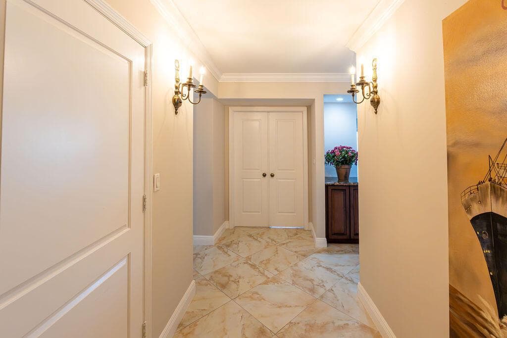 875 E Camino Real photo 16