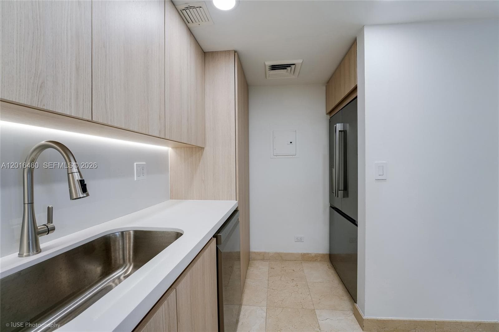 2451 Brickell Ave 20H photo 5