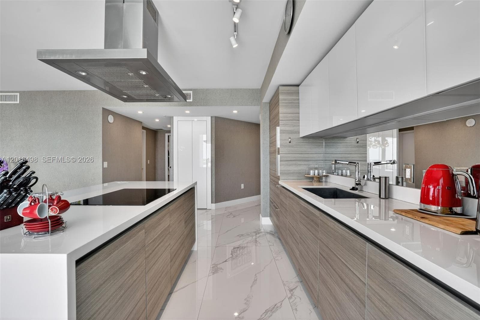 330 Sunny Isles Blvd 5-2301 photo 7
